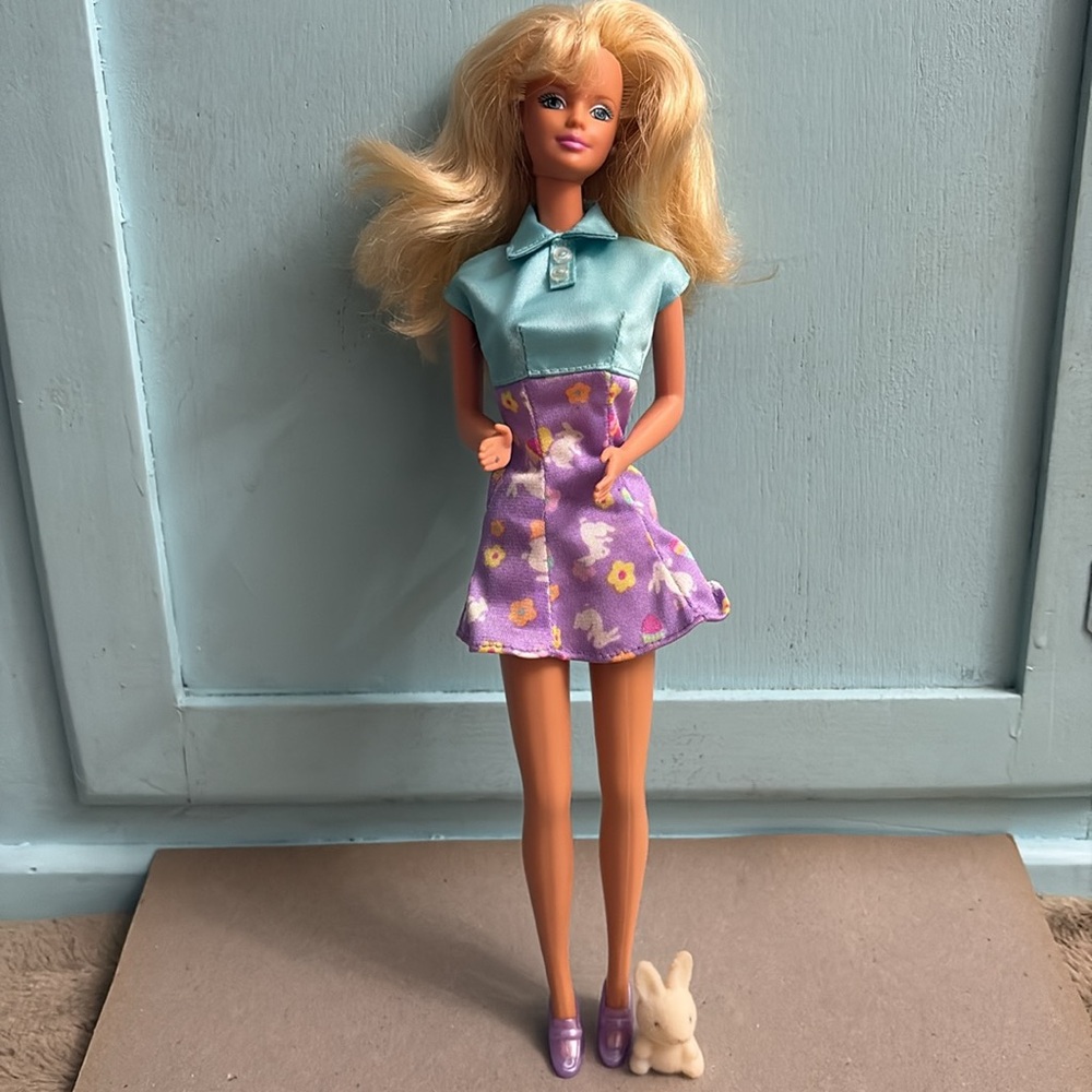 1998 Mattel Barbie Easter Surprise #20542 incomplete